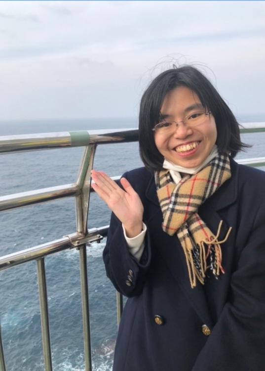 服部奈津