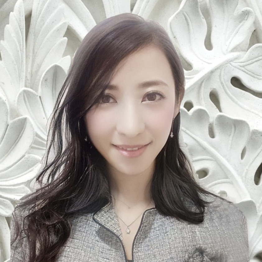 小野綾子/オノアヤコ